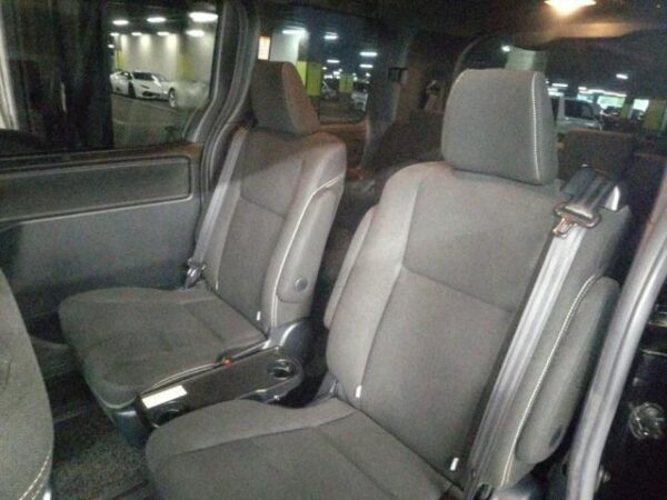 Ref:AUX-19680823 TOYOTA ESQUIRE 2019 - Image 4