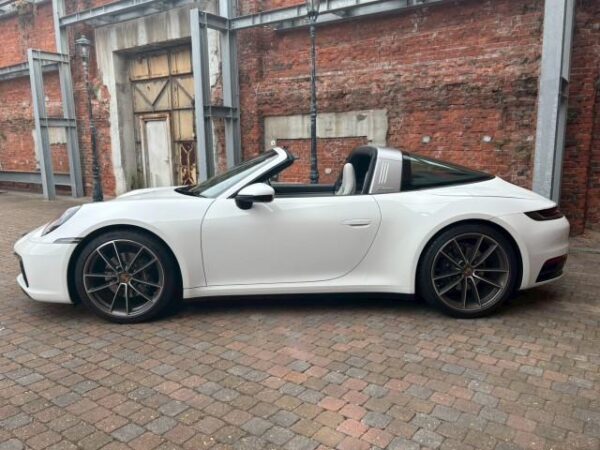 Ref:AUX-19680862 PORSCHE 911 2024 - Image 13