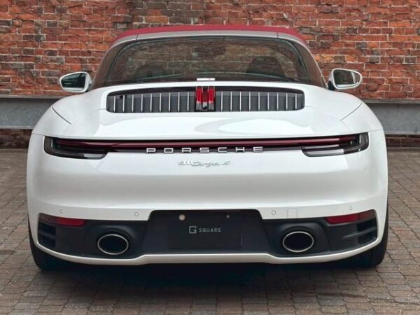 Ref:AUX-19680862 PORSCHE 911 2024 - Image 17