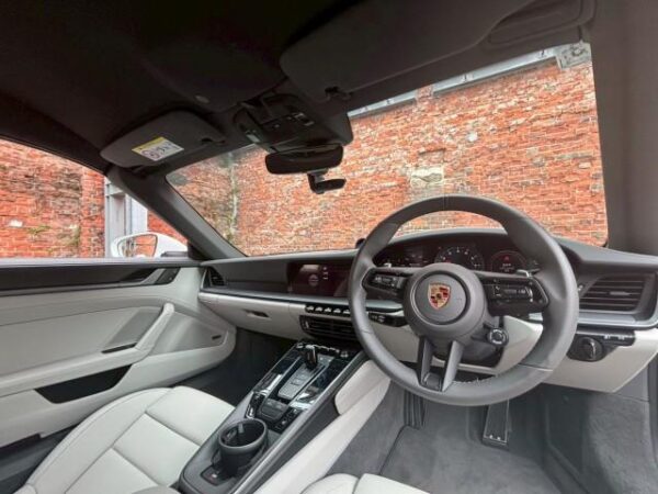Ref:AUX-19680862 PORSCHE 911 2024 - Image 18