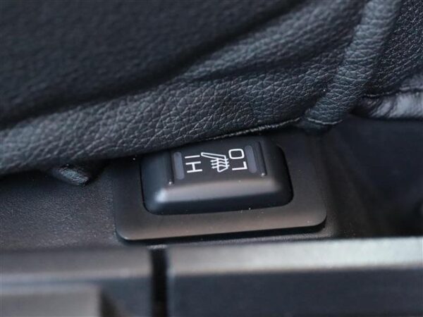 Ref:AUX-19680881 MITSUBISHI DELICA D:5 2024 - Image 17