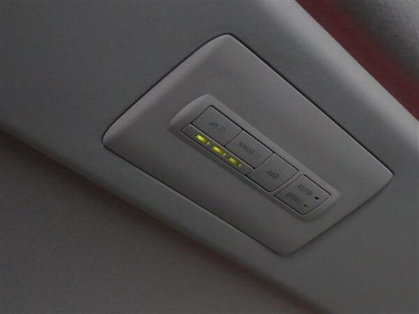 Ref:AUX-19680881 MITSUBISHI DELICA D:5 2024 - Image 18