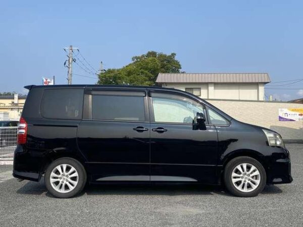 Ref:AUX-19681397 TOYOTA NOAH 2010 - Image 14