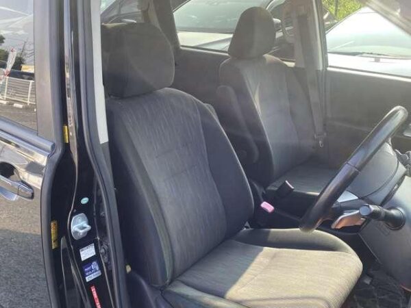 Ref:AUX-19681397 TOYOTA NOAH 2010 - Image 4