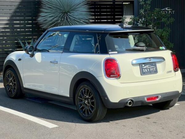 Ref:AUX-19692866 MINI MINI 2020 - Image 8