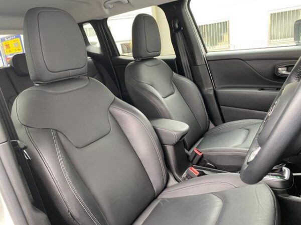 Ref:AUX-19693245 CHRYSLER JEEP JEEP RENEGADE 2023 - Image 4