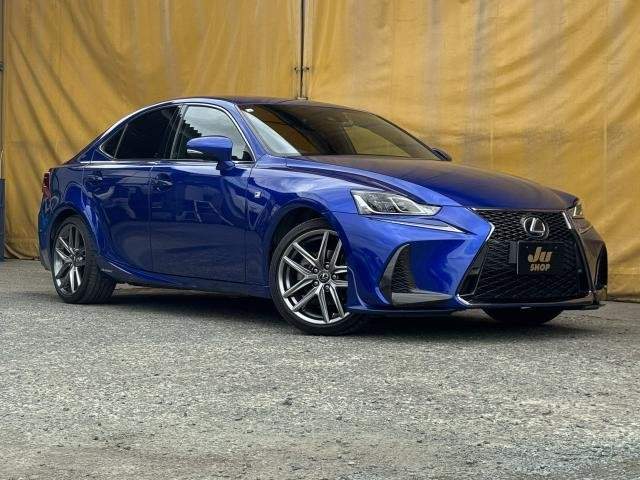 Ref:AUX-19693398 LEXUS IS 2016