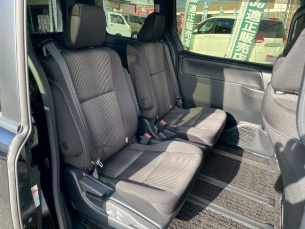 Ref:AUX-19694573 TOYOTA VOXY 2020 - Image 13