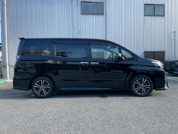 Ref:AUX-19694573 TOYOTA VOXY 2020 - Image 8