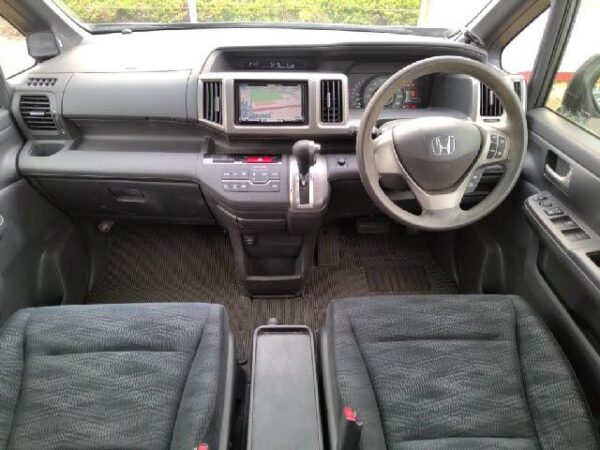 Ref:AUX-19696343 HONDA STEPWAGON 2012 - Image 3