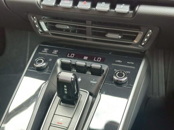 Ref:AUX-19696361 PORSCHE 911 2023 - Image 13