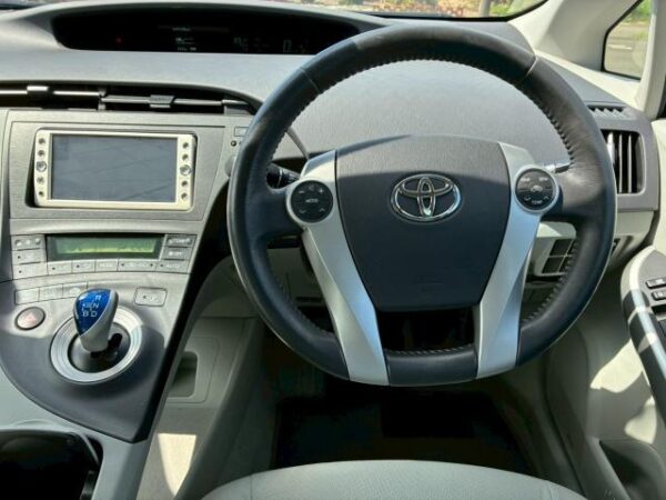 Ref:AUX-19696382 TOYOTA PRIUS 2011 - Image 18