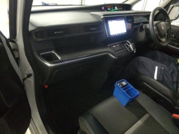 Ref:AUX-19696571 HONDA STEPWAGON SPADA 2018 - Image 3