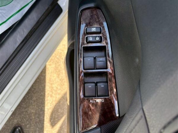 Ref:AUX-19703451 TOYOTA MARK X 2017 - Image 14