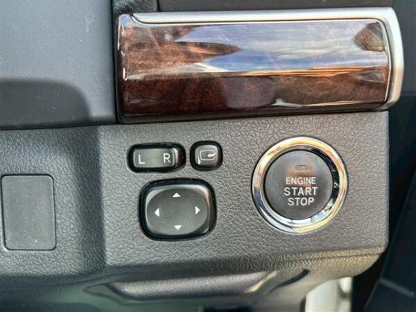 Ref:AUX-19703451 TOYOTA MARK X 2017 - Image 16