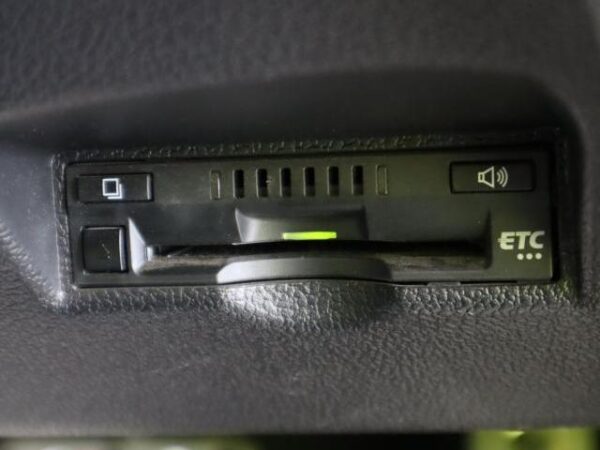 Ref:AUX-19703662 TOYOTA PRIUS 2022 - Image 6