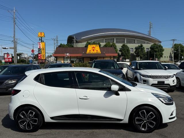 Ref:AUX-19703914 RENAULT LUTECIA 2017 12 Ref:AUX-19703914 RENAULT LUTECIA 2017 - Image 12