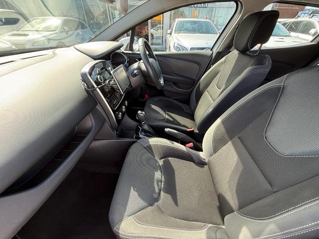 Ref:AUX-19703914 RENAULT LUTECIA 2017 16 Ref:AUX-19703914 RENAULT LUTECIA 2017 - Image 16