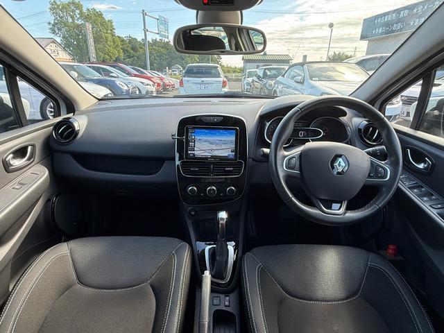 Ref:AUX-19703914 RENAULT LUTECIA 2017 4 Ref:AUX-19703914 RENAULT LUTECIA 2017 - Image 4