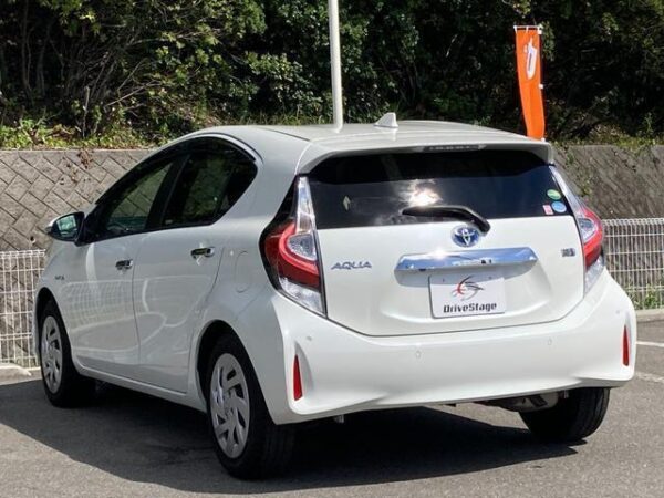 Ref:AUX-19707375 TOYOTA AQUA 2018 - Image 6
