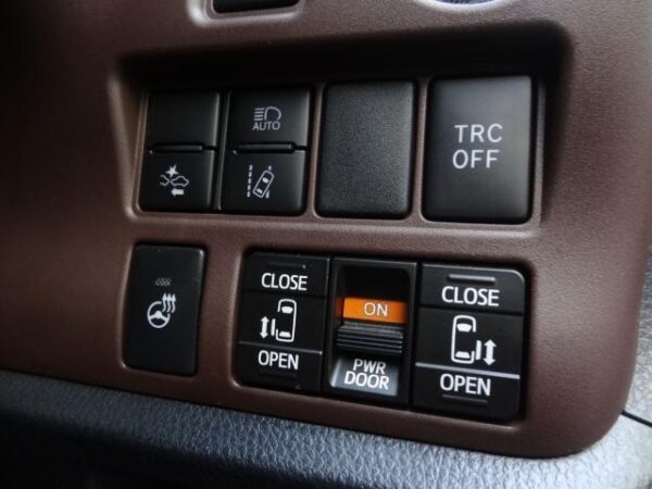 Ref:AUX-19707910 TOYOTA ESQUIRE 2017 - Image 6