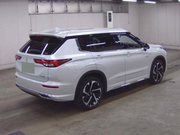 Ref:AUX-19708041 MITSUBISHI OUTLANDER PHEV 2023 - Image 6