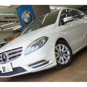 2012 Mercedes Benz B-Class white gasoline used car Japan export