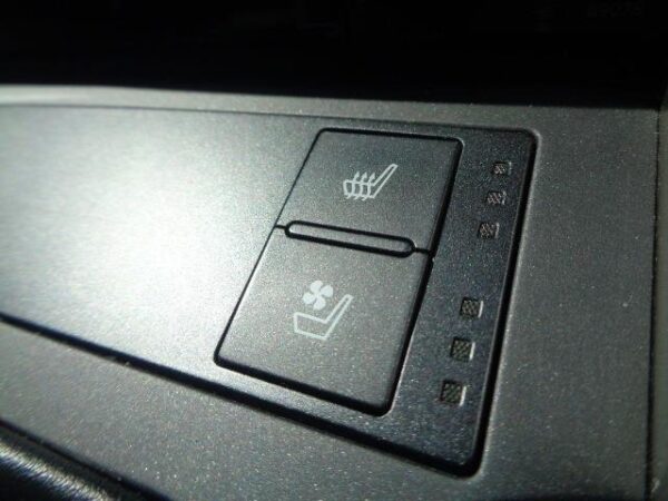 Ref:AUX-19708227 LEXUS IS 2015 - Image 18