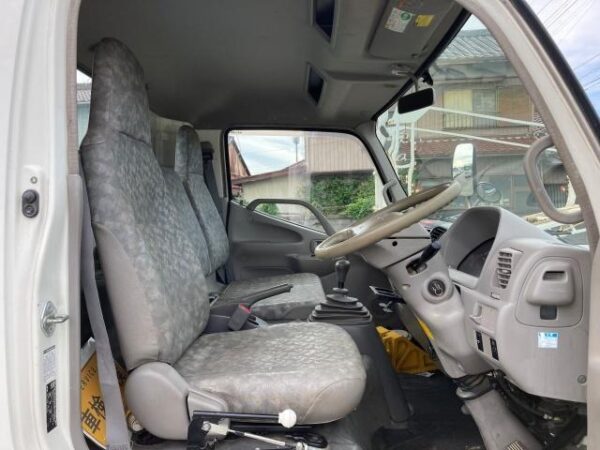 Ref:AUX-19708408 HINO DUTRO 2011 - Image 6
