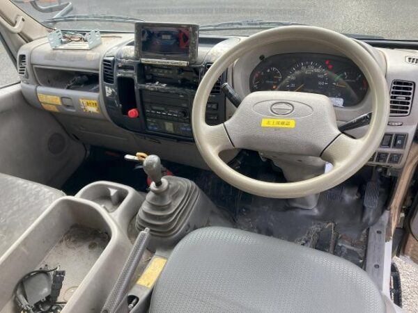 Ref:AUX-19712089 HINO DUTRO HYBRID 2007 - Image 3