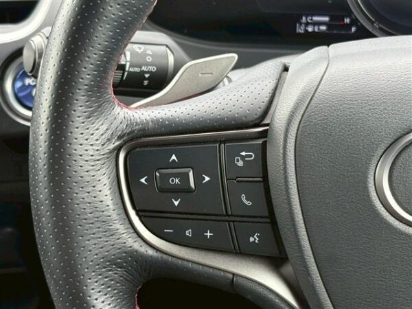 Ref:AUX-19712410 LEXUS UX 2022 - Image 2