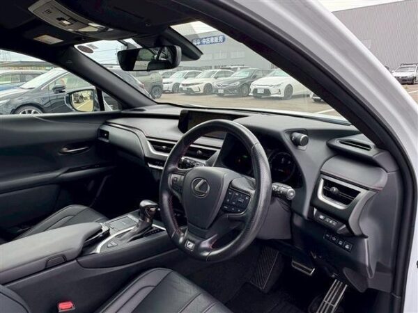 Ref:AUX-19712410 LEXUS UX 2022 - Image 13