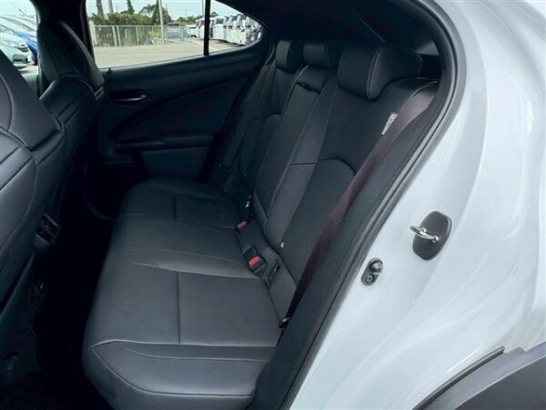 Ref:AUX-19712410 LEXUS UX 2022 - Image 16