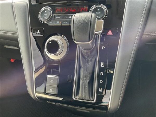 Ref:AUX-19712415 MITSUBISHI DELICA D:5 2024 - Image 14