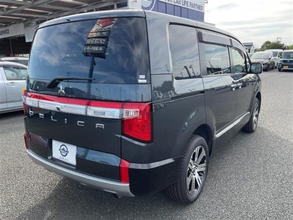 Ref:AUX-19712415 MITSUBISHI DELICA D:5 2024 - Image 9
