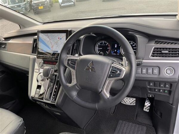Ref:AUX-19712416 MITSUBISHI DELICA D:5 2024 - Image 2