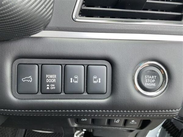 Ref:AUX-19712416 MITSUBISHI DELICA D:5 2024 - Image 15
