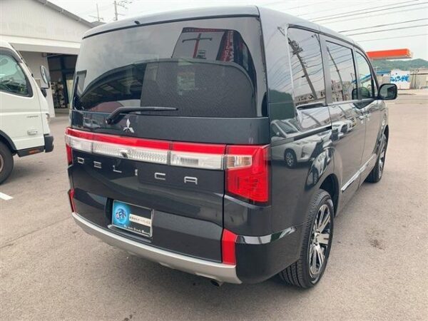 Ref:AUX-19712429 MITSUBISHI DELICA D:5 2023 - Image 2