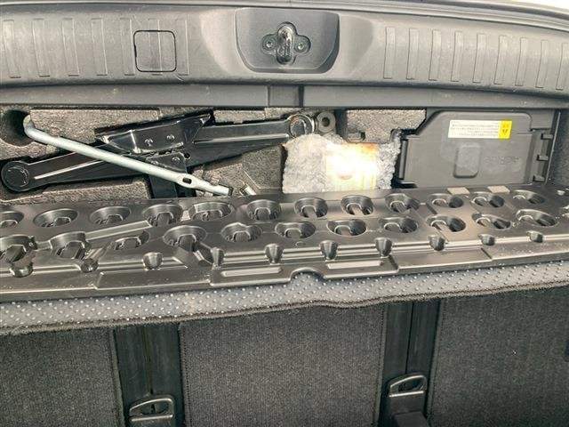 Ref:AUX-19712429 MITSUBISHI DELICA D:5 2023 - Image 12