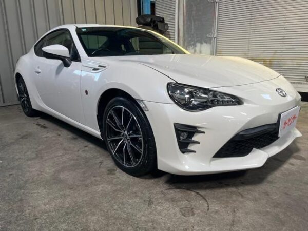 Ref:AUX-19715975 TOYOTA 86 2017