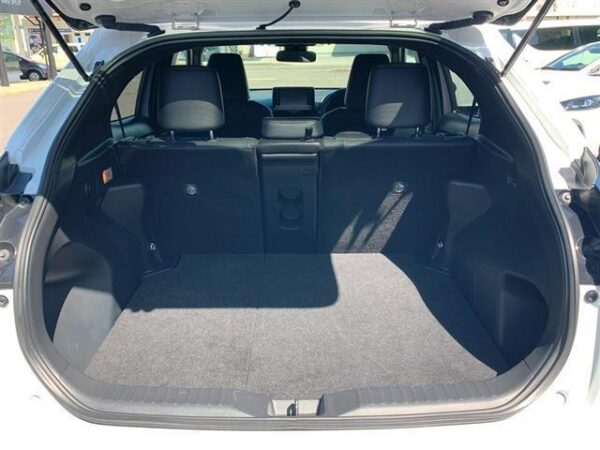 Ref:AUX-19719348 TOYOTA YARIS CROSS 2024 - Image 11