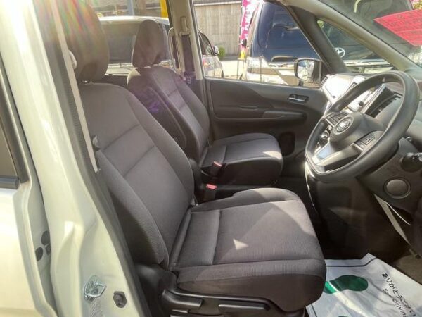 Ref:AUX-19719628 NISSAN SERENA 2016 - Image 3