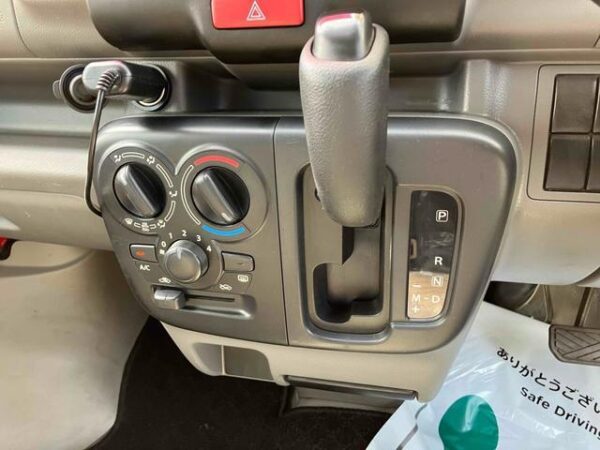 Ref:AUX-19719630 NISSAN NV100 CLIPPER VAN 2025 - Image 10