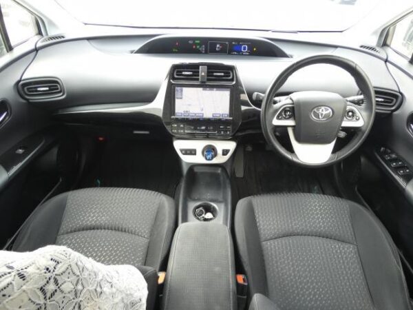 Ref:AUX-19719760 TOYOTA PRIUS 2017 - Image 2