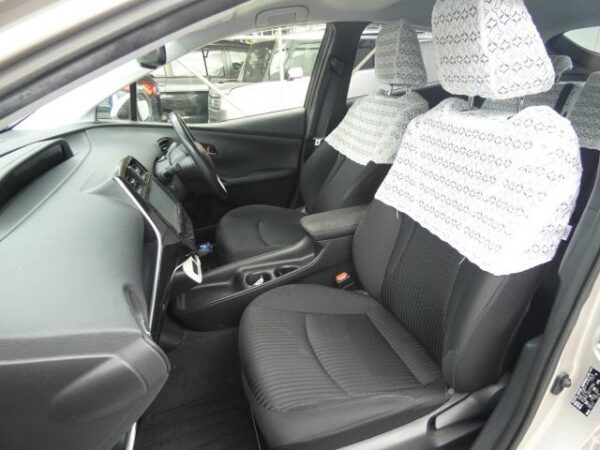 Ref:AUX-19719760 TOYOTA PRIUS 2017 - Image 6