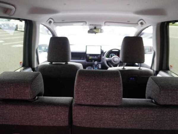 Ref:AUX-19721049 TOYOTA SIENTA 2023 - Image 18