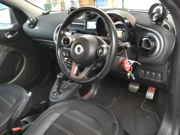 Ref:AUX-19724385 MCC SMART SMART FOR FOUR 2017 - Image 3
