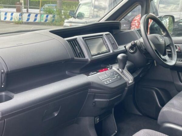 Ref:AUX-19724426 HONDA STEPWAGON SPADA 2010 - Image 17