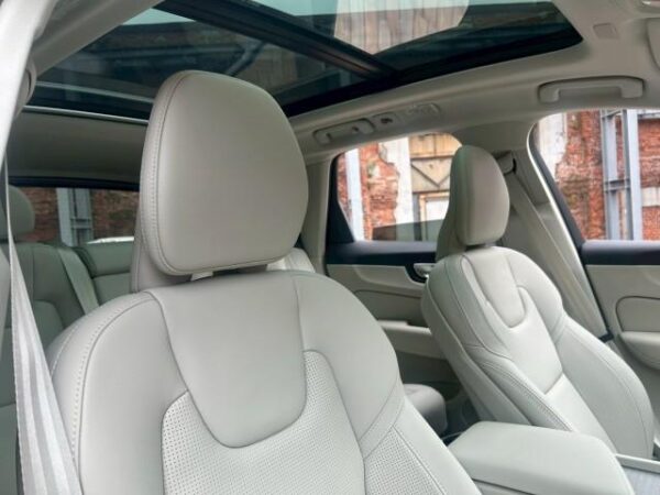 Ref:AUX-19727717 VOLVO XC60 2025 - Image 14