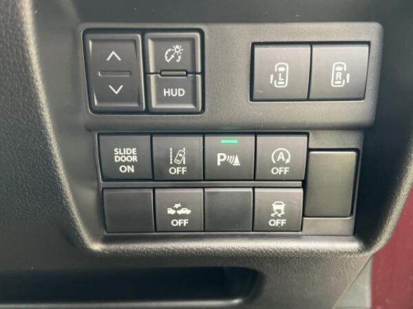 Ref:AUX-19727754 MITSUBISHI DELICA D:2 2024 - Image 8